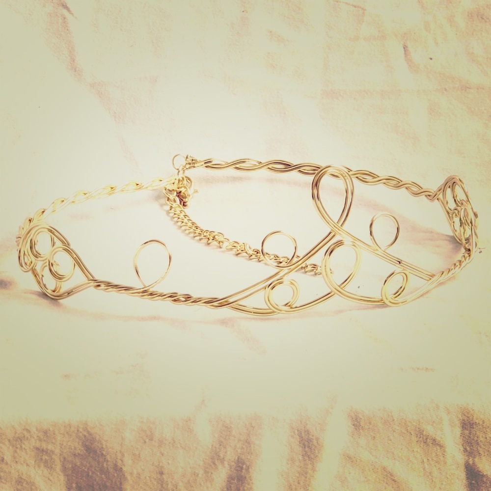 Tiara - Adjustable, BRAND NEW and BEAUTIFUL